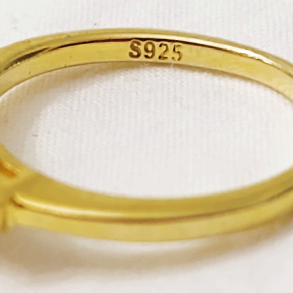 Vintage Gold over Sterling Silver Zirconia Ring- 6 - Picture 5 of 5